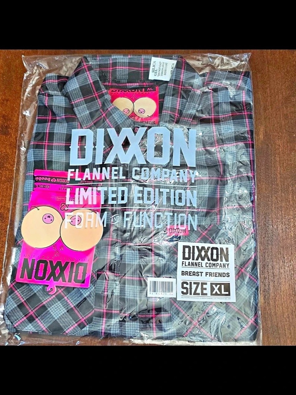 Dixxon Breast Friends Men's  XL Flannel